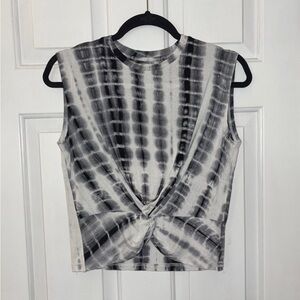 SEN B+W Tie Dye Cropped Twist Stretch Top